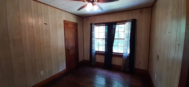 Building Photo - 5546 AR-36