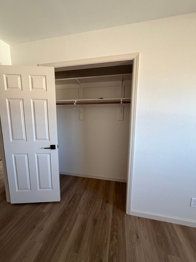 Building Photo - 509 Sonoma St