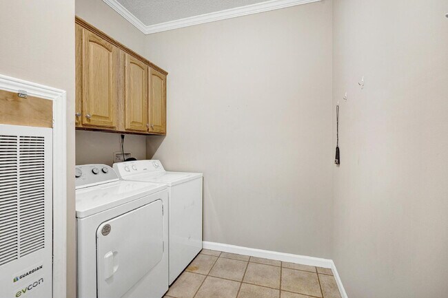 Building Photo - 2601 Rolesville Rd
