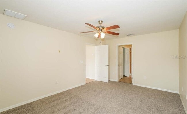 Building Photo - 409 21st Ave W
