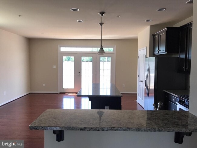 Building Photo - 2727 Egret Way
