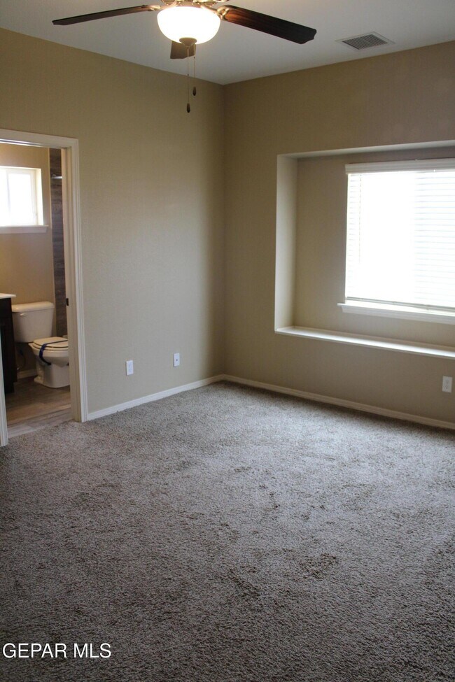 Building Photo - 11673 Flor Celosia