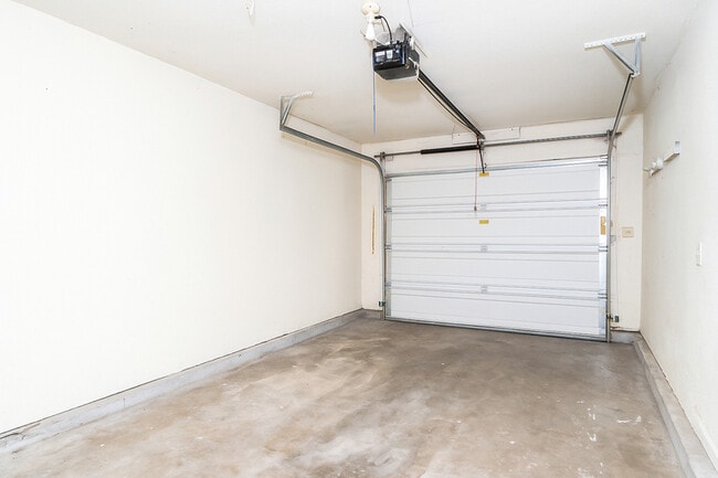 Building Photo - 2507 Winterbrook Dr