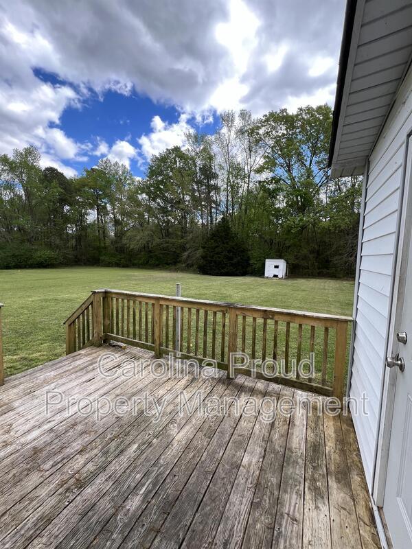 Building Photo - 487 Huntingridge Rd