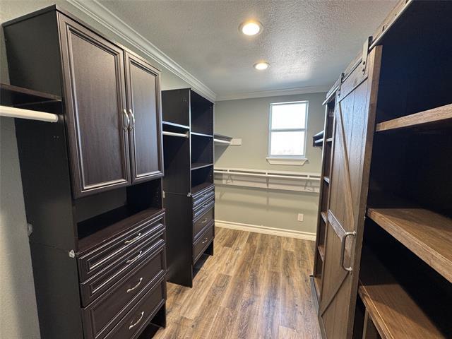 Building Photo - 5016 I-35