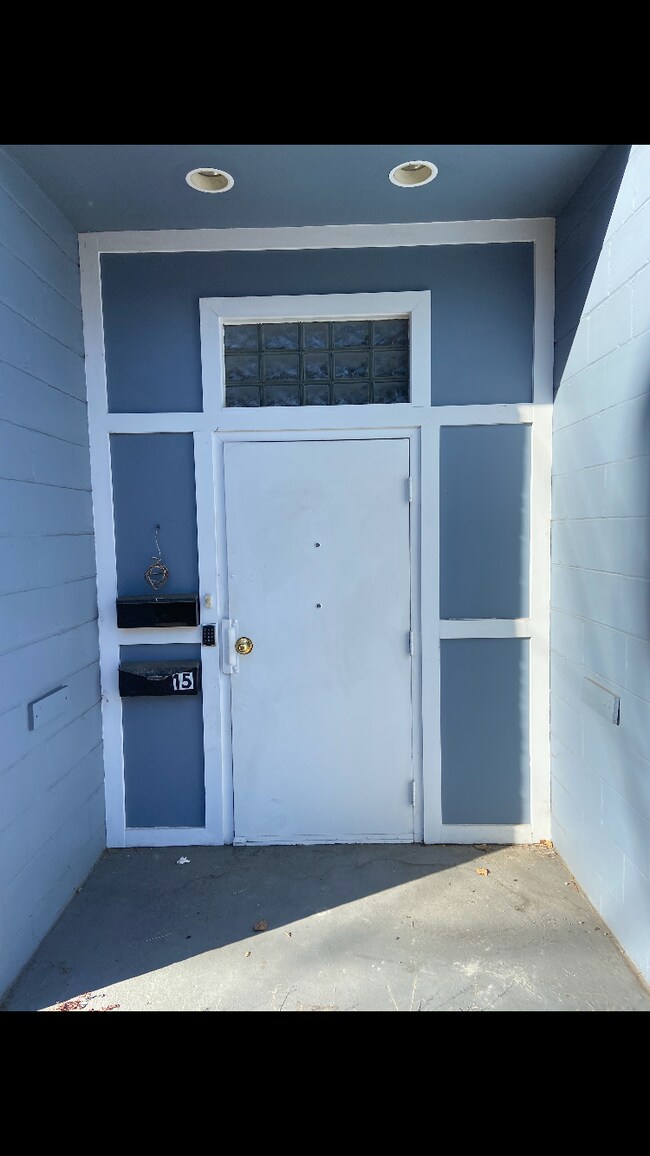 Building Photo - 13 Freeport St