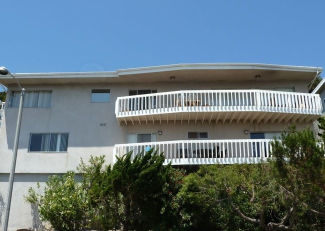 Home - 18109 Coastline Dr