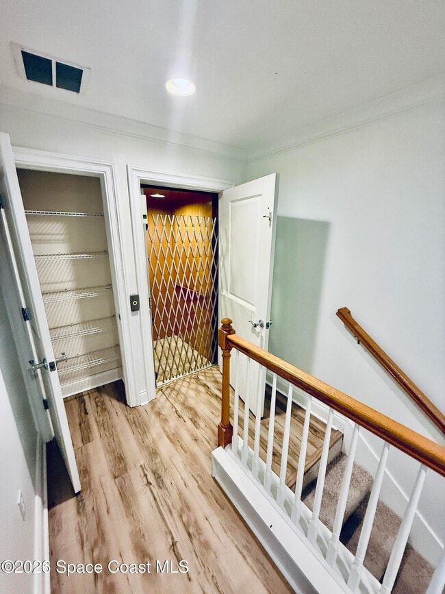 Building Photo - 860 Vignoles NE Ave