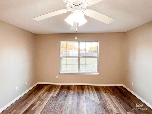 Building Photo - 17831 Fancy Blvd