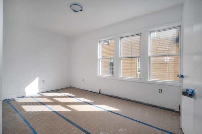Building Photo - 242 Harral Ave