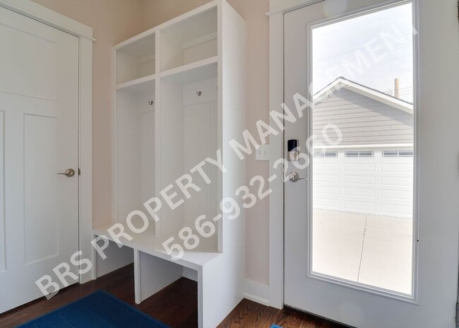 Building Photo - JUST REDUCED!!  Stunning 4 bedroom 2.5 bat...
