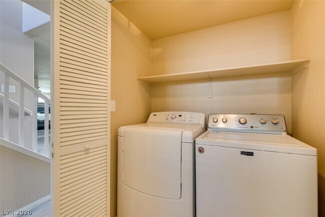 Building Photo - 936 Midpride St