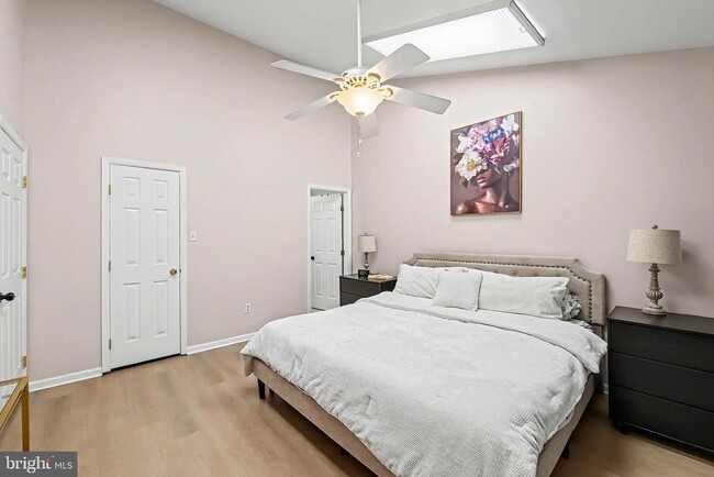 Building Photo - 775 Quail Pl