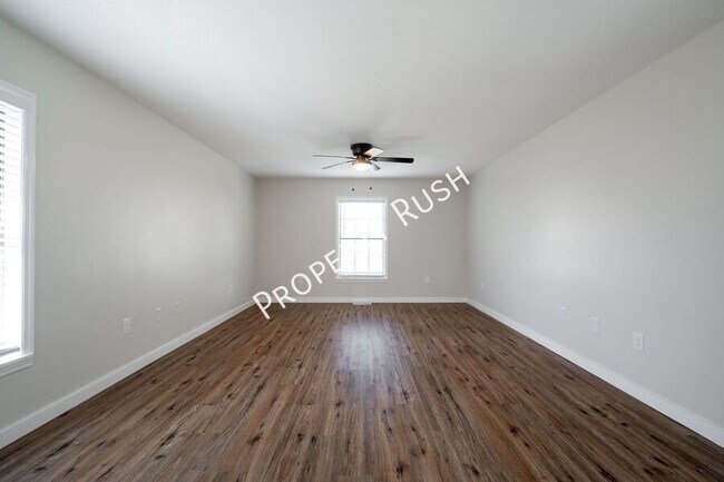 Building Photo - 8229 Patterson Rd