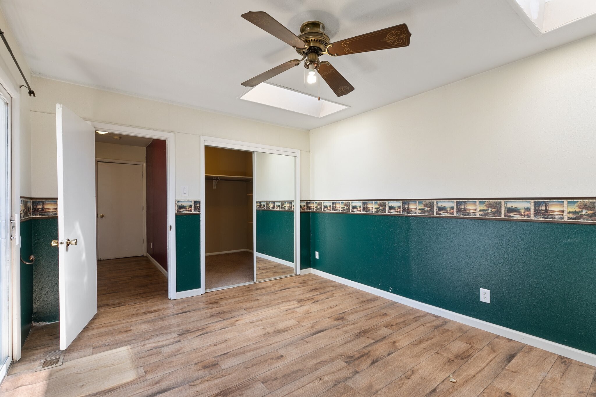Building Photo - 1512 Willshire Dr