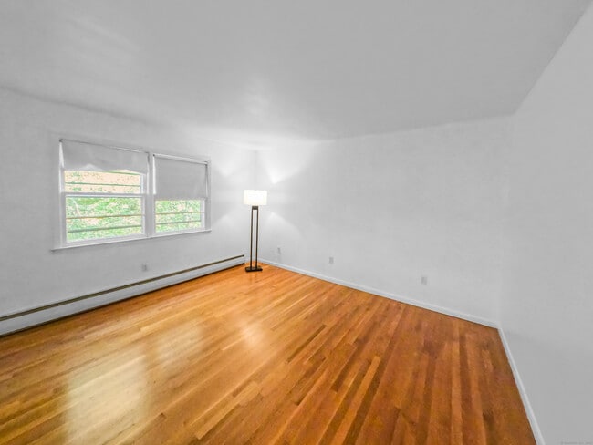 Building Photo - 57 Grasso Terrace