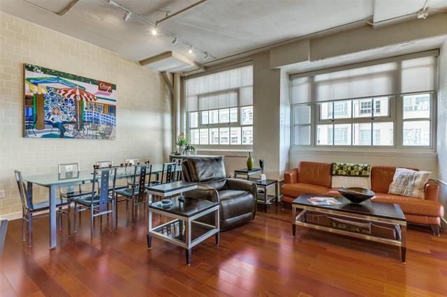 Building Photo - 2600 W 7th St