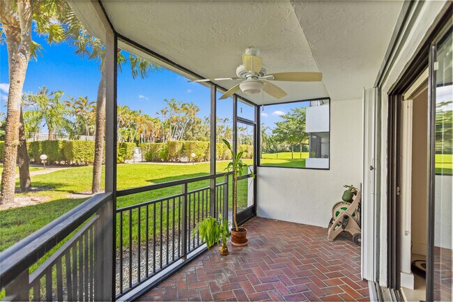 Building Photo - 16051 Blatt Blvd