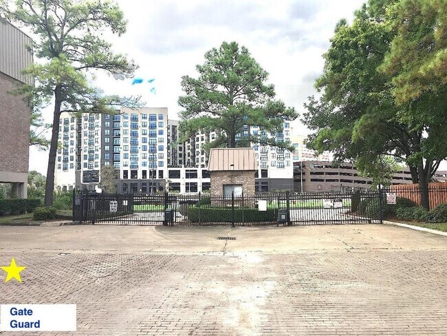 Building Photo - 2207 S Braeswood Blvd