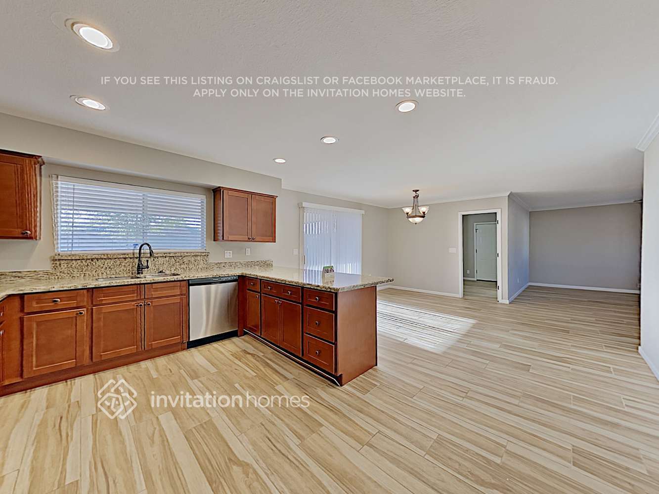 Building Photo - 14832 N 36th Pl