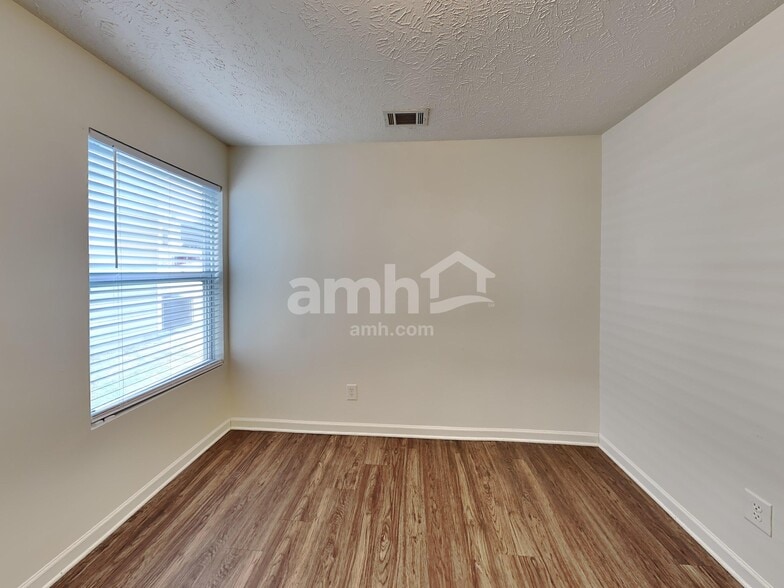 Building Photo - 3429 Boxelder Way