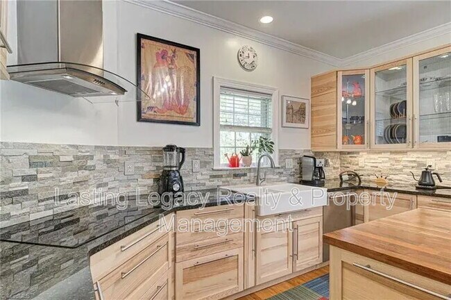 Building Photo - 475 Ashbry Run Dr