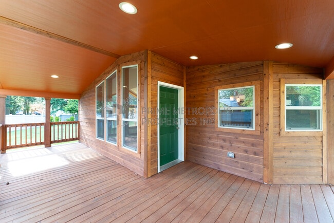 Building Photo - 14051 145th Ave SE
