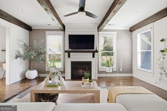 Building Photo - 318 Ashburton Ave SE