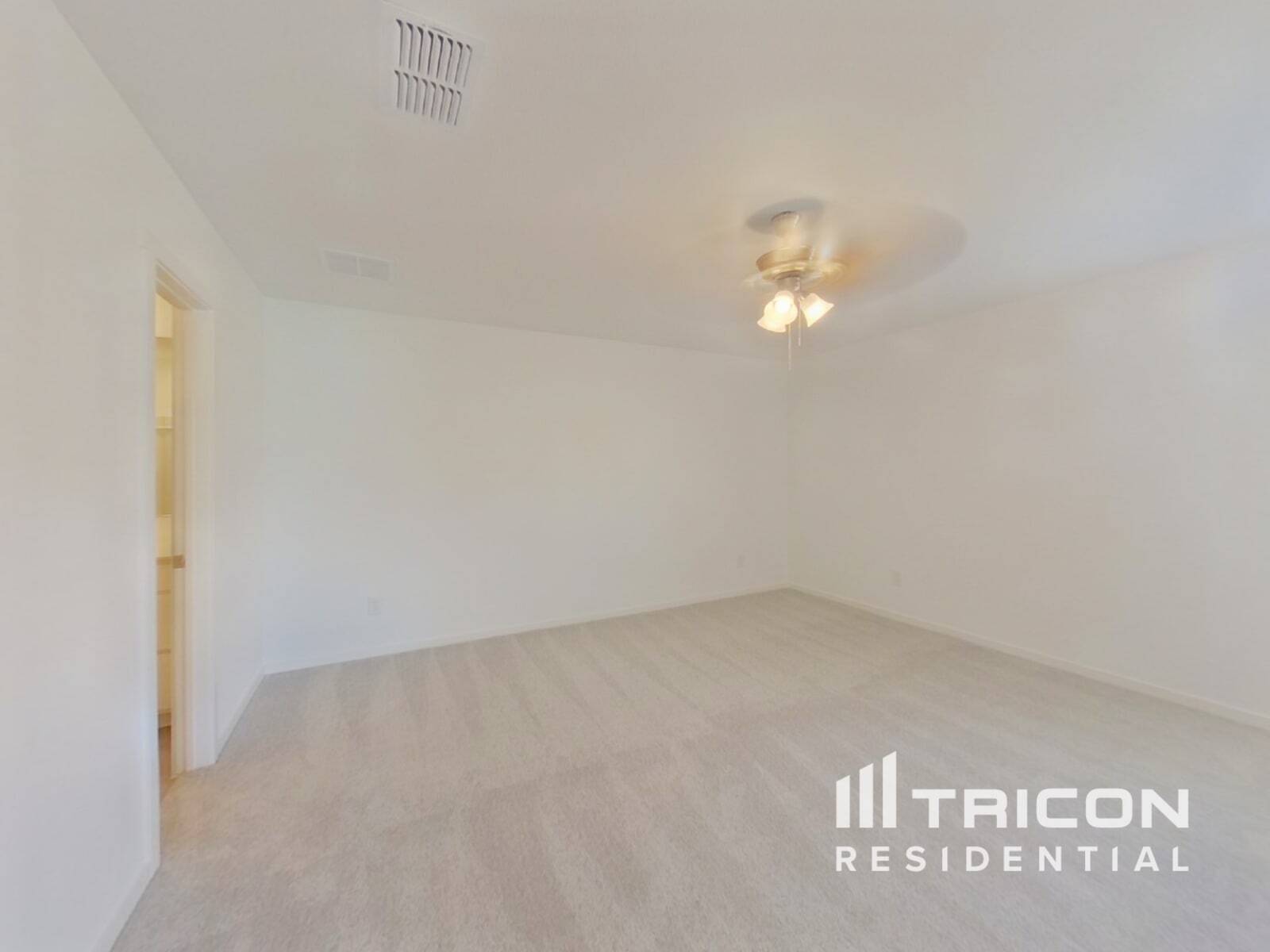 Building Photo - 10700 Dusty Rnch Rd