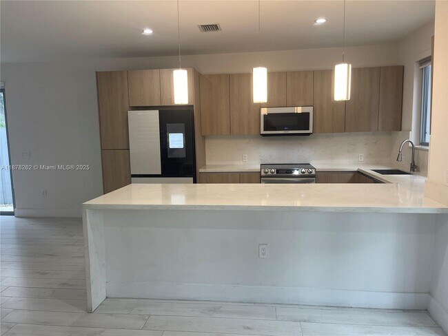 Building Photo - 3155 NW 103rd St