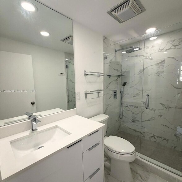 Building Photo - 1408 Brickell Bay Dr
