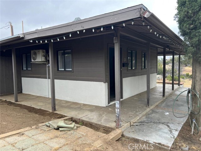 Building Photo - 38900 Howard Rd