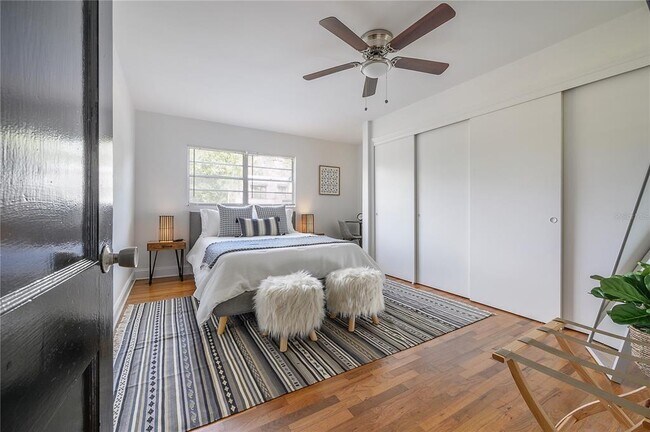 Building Photo - 920 W Orient St