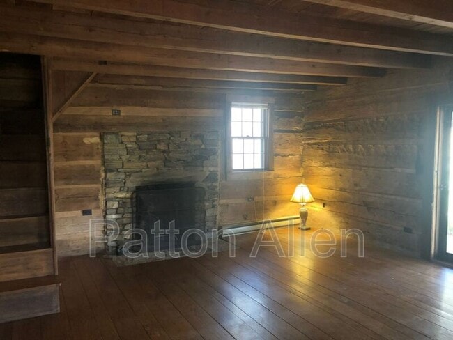 Building Photo - 575 Beaverdam Rd