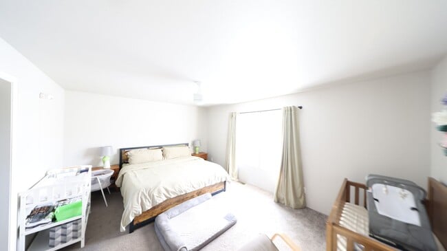 Building Photo - 3 Bed 2 Bath - Pet Friendly - Groups - NAS Whidbey