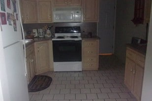 Building Photo - 239 Thistle Ln