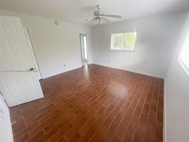 Building Photo - 8785 SW 176th Terrace