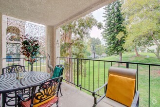 Building Photo - 5500 Paseo Del Lago W