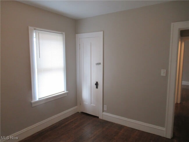 Building Photo - 3636 W 122nd St