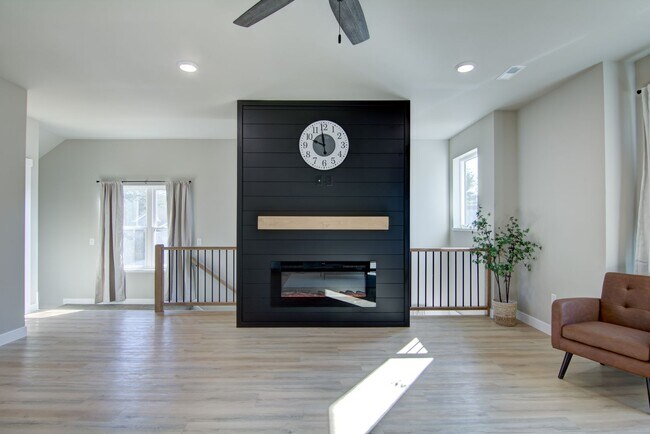 Building Photo - 2529 Otter Creek Trail