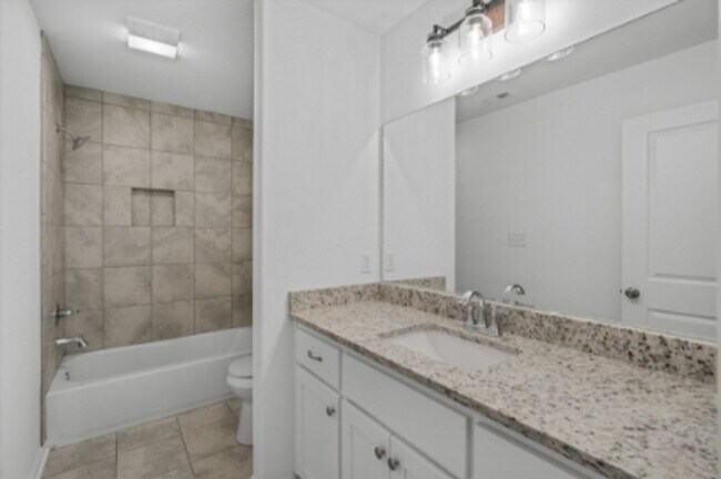 Building Photo - Spacious 4-Bedroom Home in Byhalia - Modern Living in a Tranquil Community!