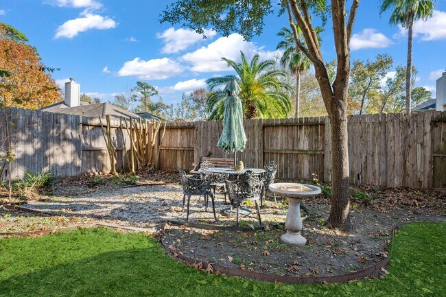 Building Photo - 20814 Lake Park Trail