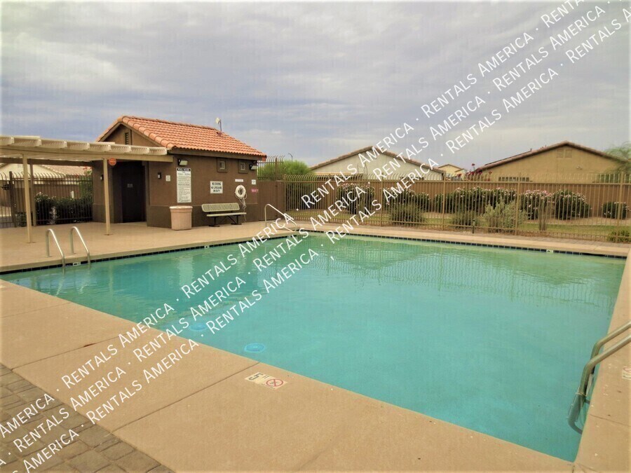 Building Photo - 2575 N Lupita Pl