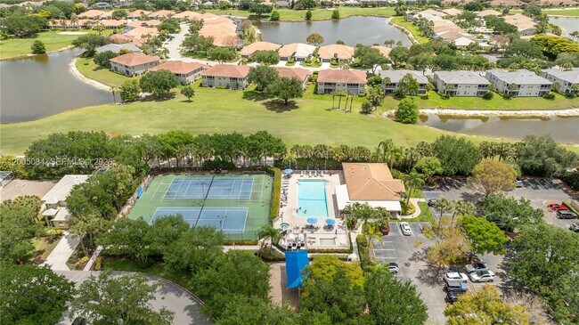 Building Photo - 1896 Crestview Way