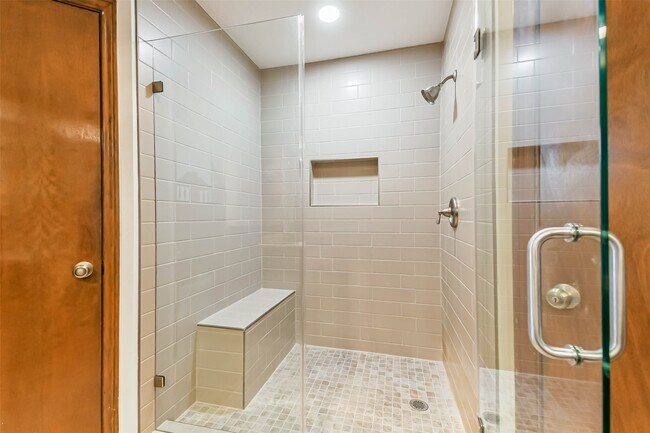 Building Photo - 12910 Ivyforest Dr