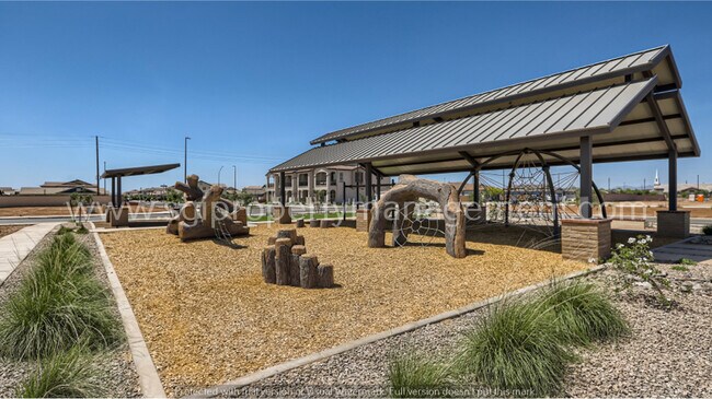 Building Photo - 644 S Heron Ln