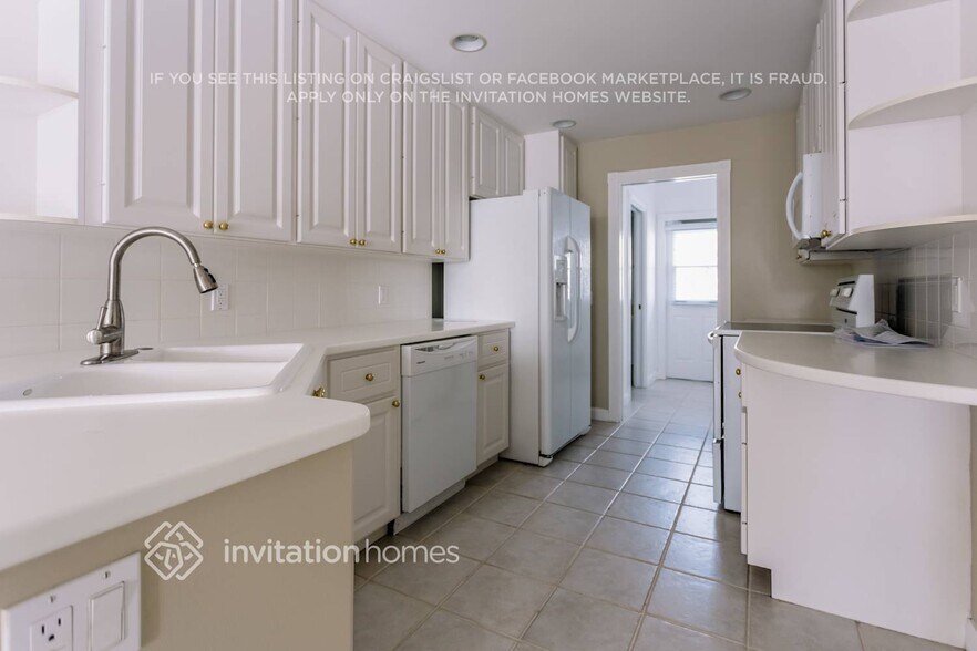 Building Photo - 342 Legare Ct