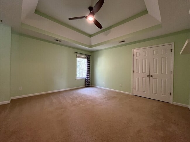 Building Photo - 2043 Covered Bridge Ct