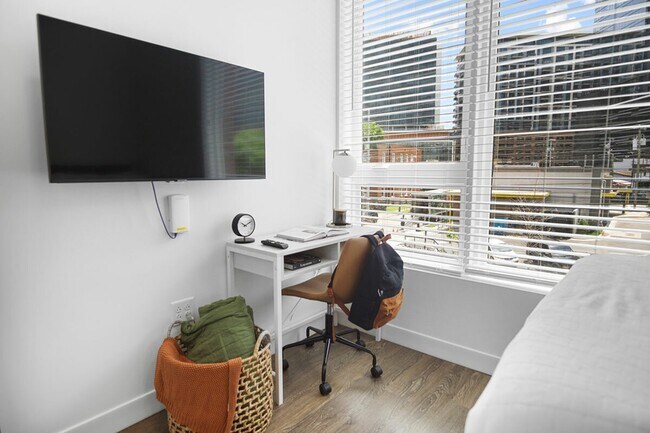 Hillsboro Studio - Bedroom - Broadview at Vanderbilt