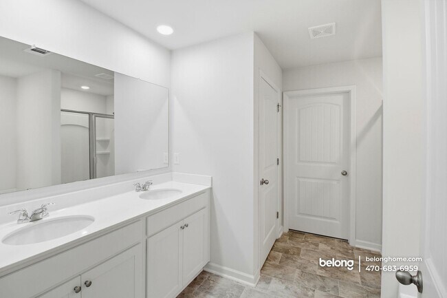 Building Photo - 1885 Ollie Crk